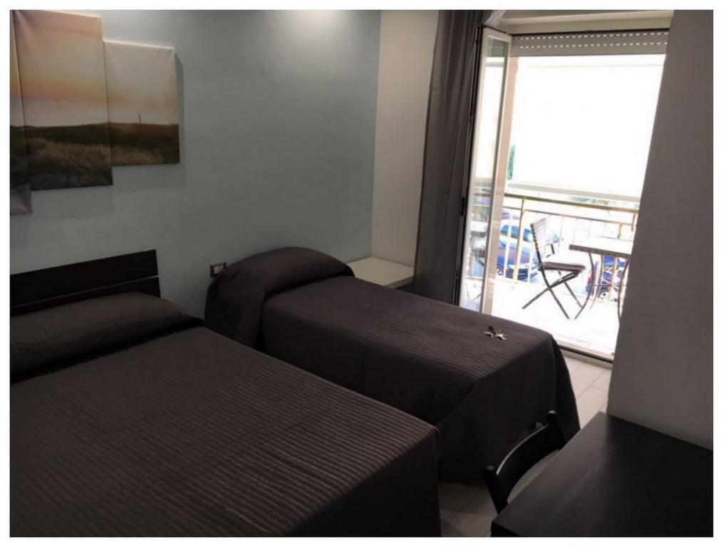 Rooms La Perla Del Mare Маргерита-ді-Савоя Екстер'єр фото